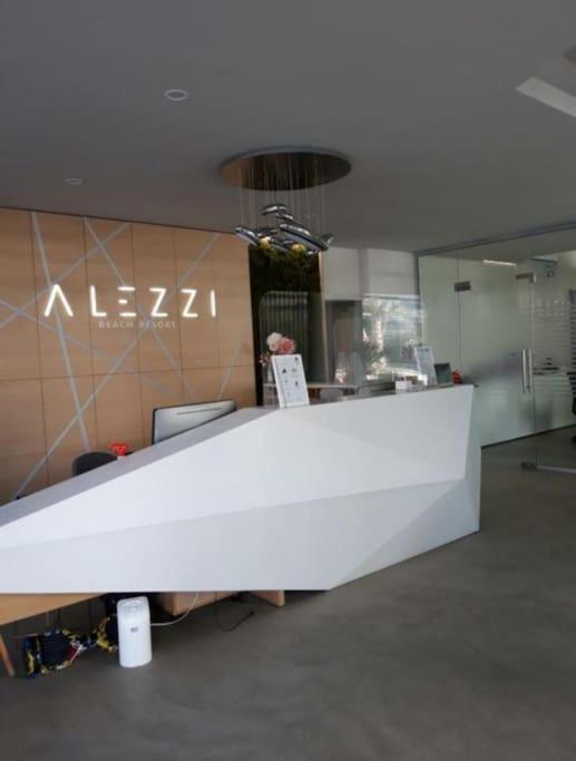 Alezzy Beach Apartament Prima Linie La Mare Năvodari Zewnętrze zdjęcie